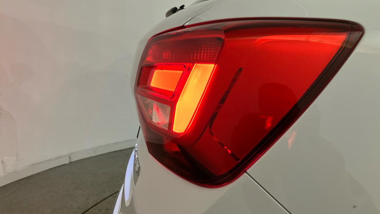 Audi Q2 35 TFSI Sport 5dr S Tronic [Tech] Petrol Estate